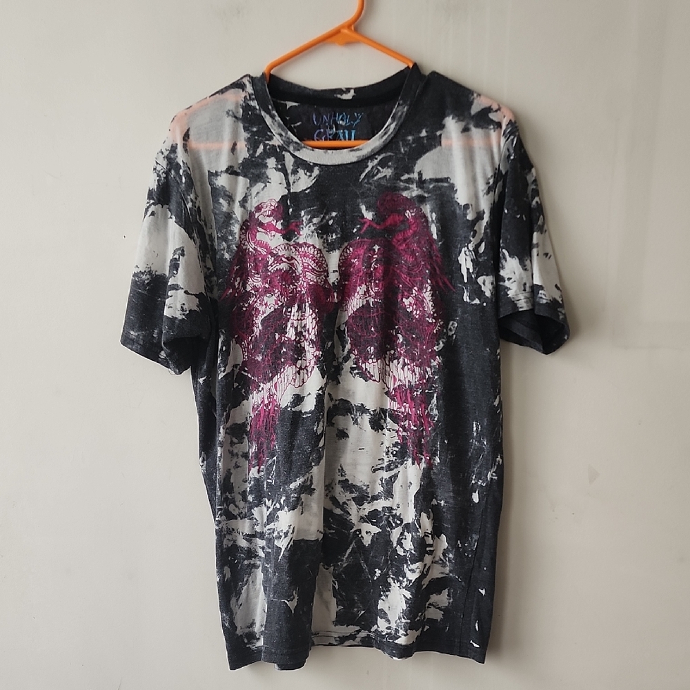 Graphic Short Sleeve Tee - Black and Pink
